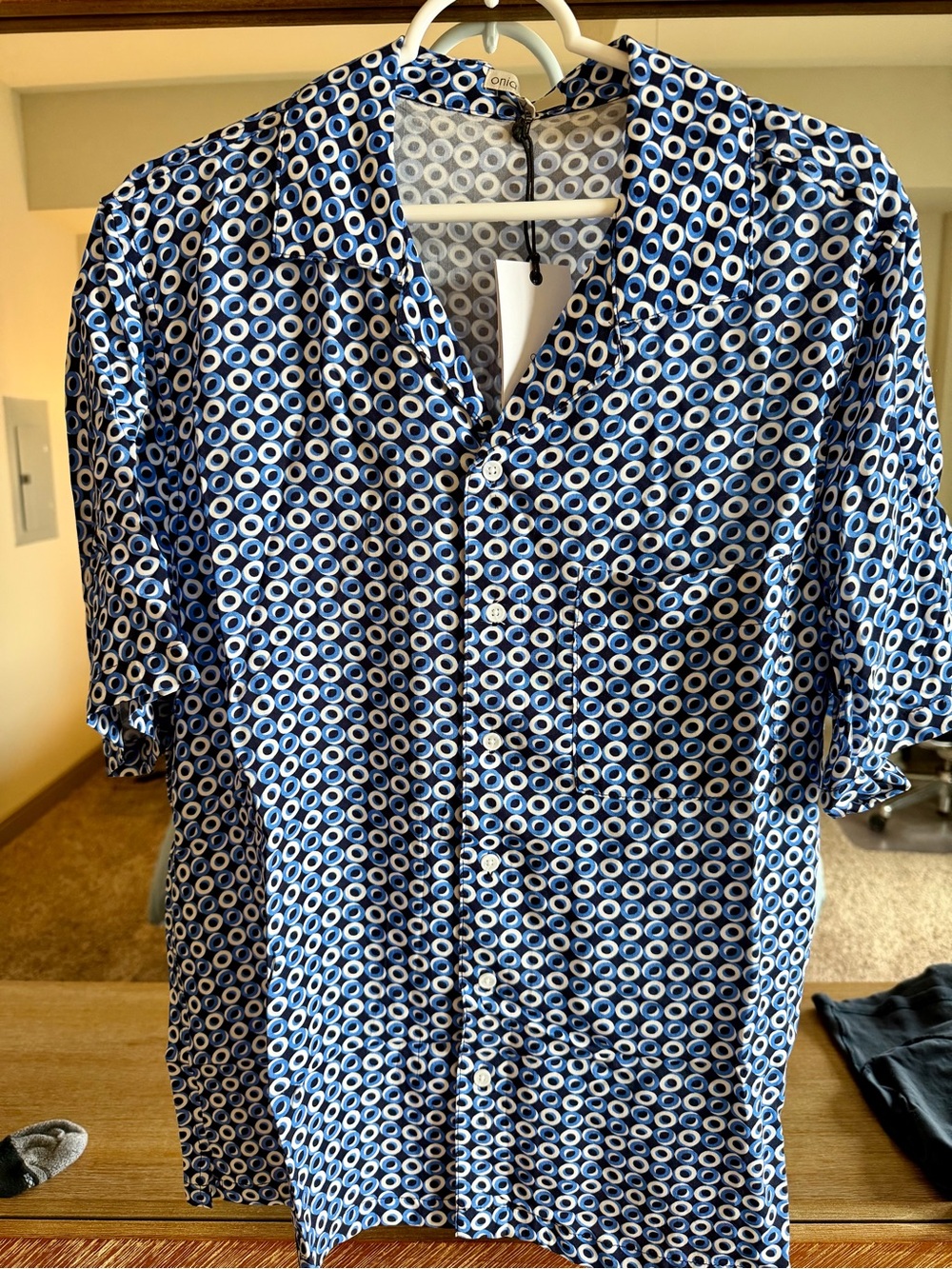 Men’s Onia Camp Collar Shirt Medium NWT